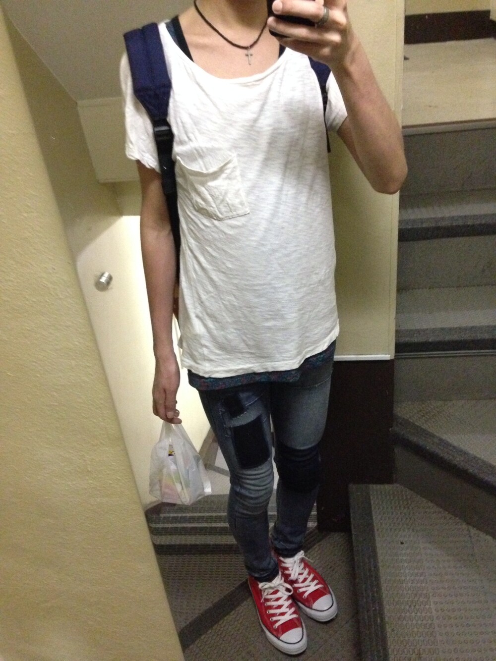 その他のTシャツ/カットソーを着用したメンズの夏コーディネートの1枚目の写真