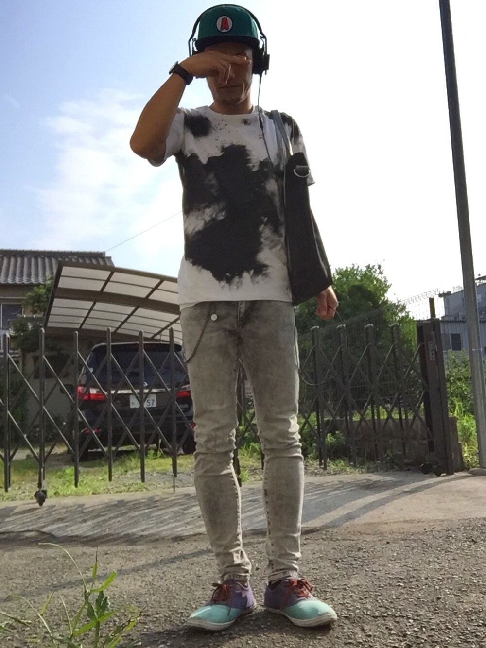「通勤コーデ、いつもの場所、柄」｜「wescのアイテム（Tシャツ/カットソー、その他）」を使った、SsSさん（メンズ・172cm）の夏コーディネートの1枚目の写真