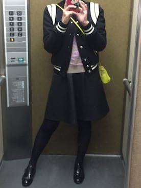 「SAINT LAURENT PARIS（サンローランパリ）のアイテム（ジャケット/アウター）」を使った、TINOKOさん（レディース・162cm）の冬コーディネート
