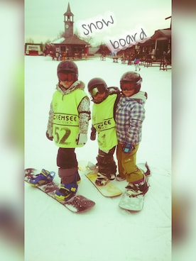 「BURTON（バートン）のアイテム（その他アウター）」を使った、jkさん（キッズ・125cm）の冬コーディネート