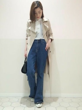 「アパートバイローリーズ」｜「アイテム（トレンチコート）」を使った、エミリさん（レディース・158cm）の冬コーディネート