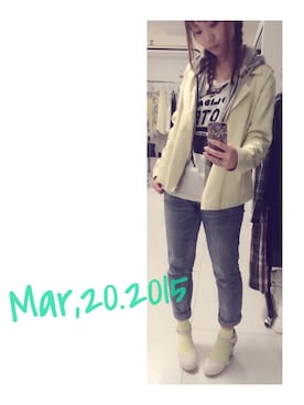 「迷彩柄」｜「アイテム（その他アウター）」を使った、mie さん（レディース・152cm）の春コーディネート