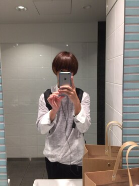 「YEVS（イーブス）のアイテム（パーカー）」を使った、いづるさん（メンズ・170cm）の秋コーディネート