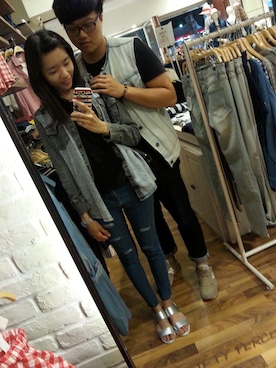 「EYESCREAM（アイスクリーム）のアイテム」を使った、Tinaさん（レディース・165cm）の春コーディネート