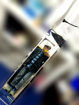 「アイテム（レッグウェア、ブルー系）」を使った、shunさん（メンズ・165cm）の秋コーディネート