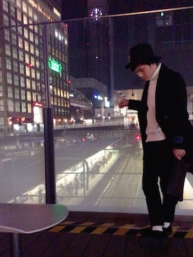 「ハットコーデ」｜「アイテム（ダウンジャケット/コート）」を使った、まっつんさん（メンズ・170cm）の冬コーディネート