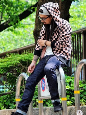 「O.C CREW（オーシークルー）のアイテム（パンツ）」を使った、Mashin Izumiさん（メンズ・170cm）の春コーディネート