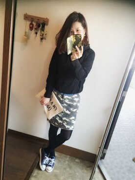「シャツ×パーカー」｜「アイテム（アクセサリー）」を使った、maminnieさん（レディース・170cm）の冬コーディネート