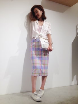 「LILY BROWN（リリーブラウン）のアイテム（スニーカー）」を使った、shizuka ishiguroさん（レディース・162cm）の春コーディネート