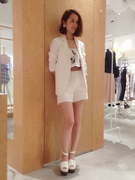 「SNIDEL（スナイデル）のアイテム（パンプス）」を使った、shizuka ishiguroさん（レディース・162cm）の春コーディネート