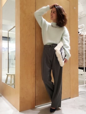 「アイテム（クラッチバッグ）」を使った、shizuka ishiguroさん（レディース・162cm）の秋コーディネート