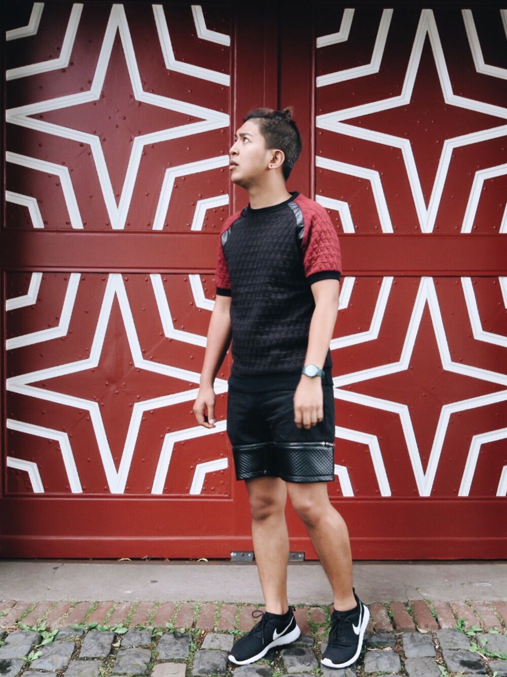 「ootd、ootdhk、guyswithstyle、thebigmac18、ZaloraxWear、Zalora、ZALORAxWEARstylesquad、zalora×wear、zalorahk」｜「24:01 Raya Collectionのアイテム（Tシャツ/カットソー、その他）」を使った、Marky Regaladoさん（メンズ・175cm）の春コーディネートの1枚目の写真