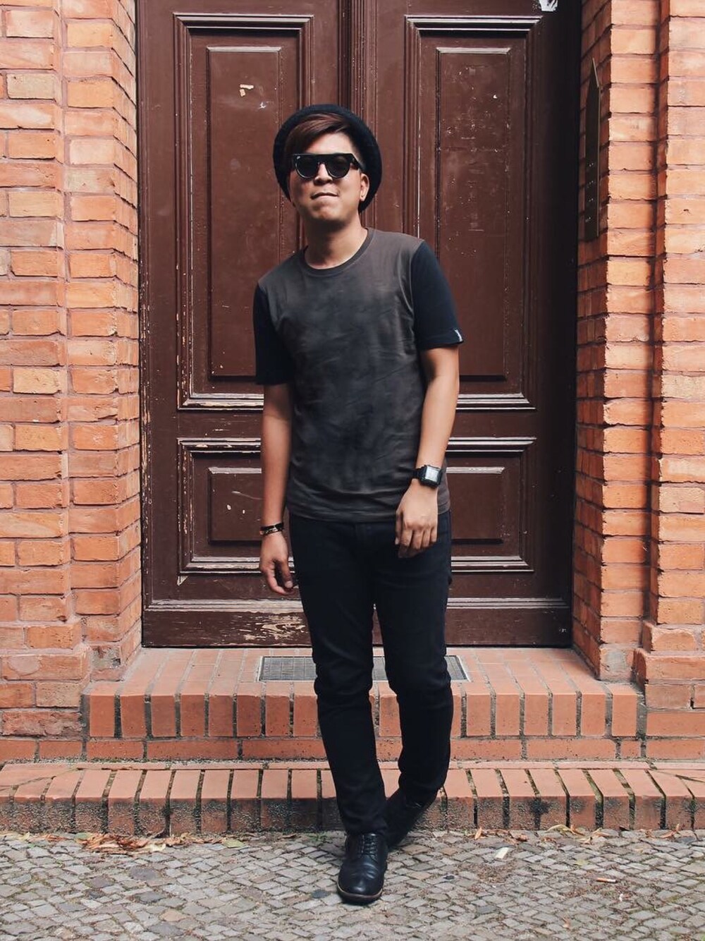 「ZaloraxWear、Zalora、ZALORAxWEARstylesquad、zaloramy、zalora×wear、zalorahk、ootd、ootdhk、WEARBOOKエントリー、thebigmac18」｜「ZARA MANのアイテム（その他パンツ、ブラック系）」を使った、Marky Regaladoさん（メンズ・175cm）の春コーディネートの1枚目の写真