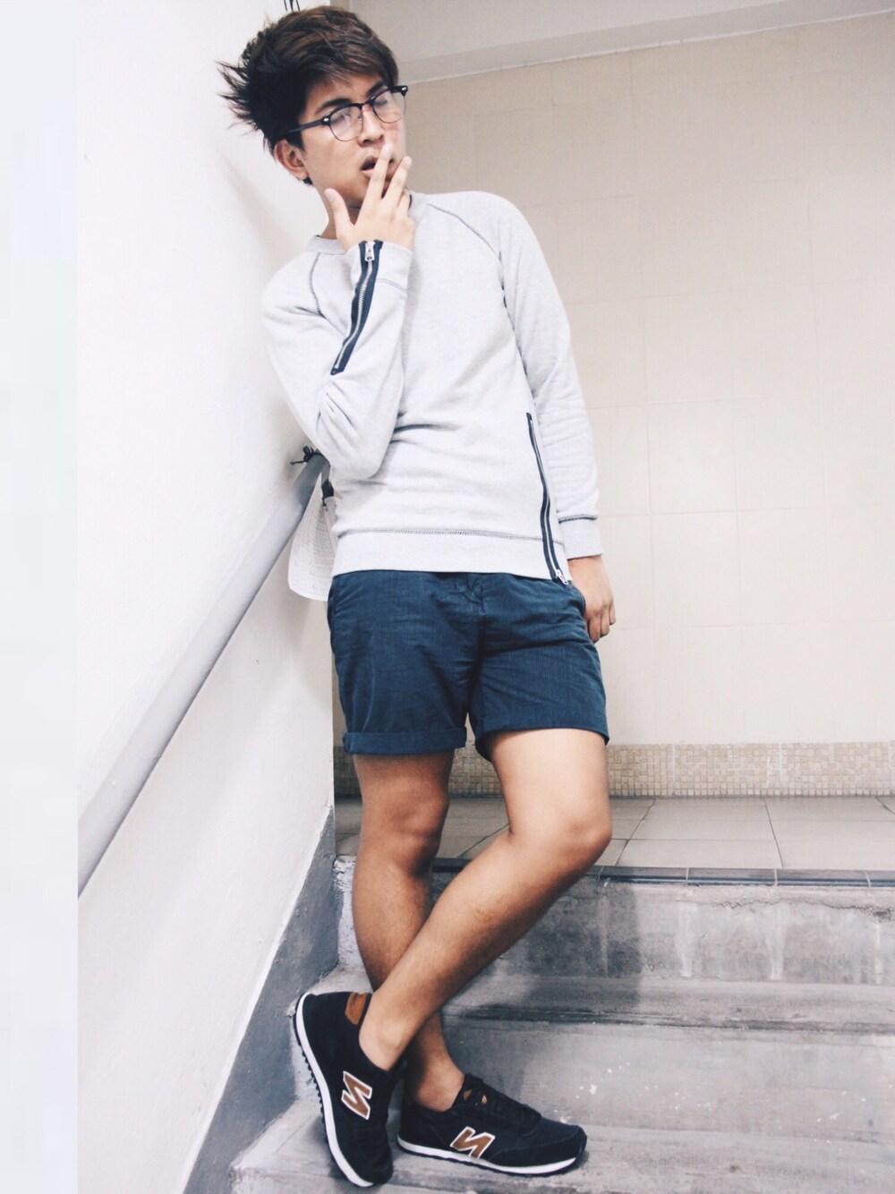 「WEARBOOKエントリー、WEARママ部、ZaloraxWear、Zalora、ZALORAxWEARstylesquad、zalora×wear、zalorahk、ootd、guyswithstyle、STYLE」｜「NEW BALANCEのアイテム（スニーカー、ブラック系）」を使った、Marky Regaladoさん（メンズ・175cm）の春コーディネートの1枚目の写真