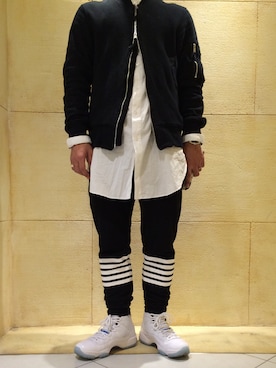 「nonnative（ノンネイティブ）のアイテム（スウェット）」を使った、H.Satoさん（メンズ・167cm）の冬コーディネート