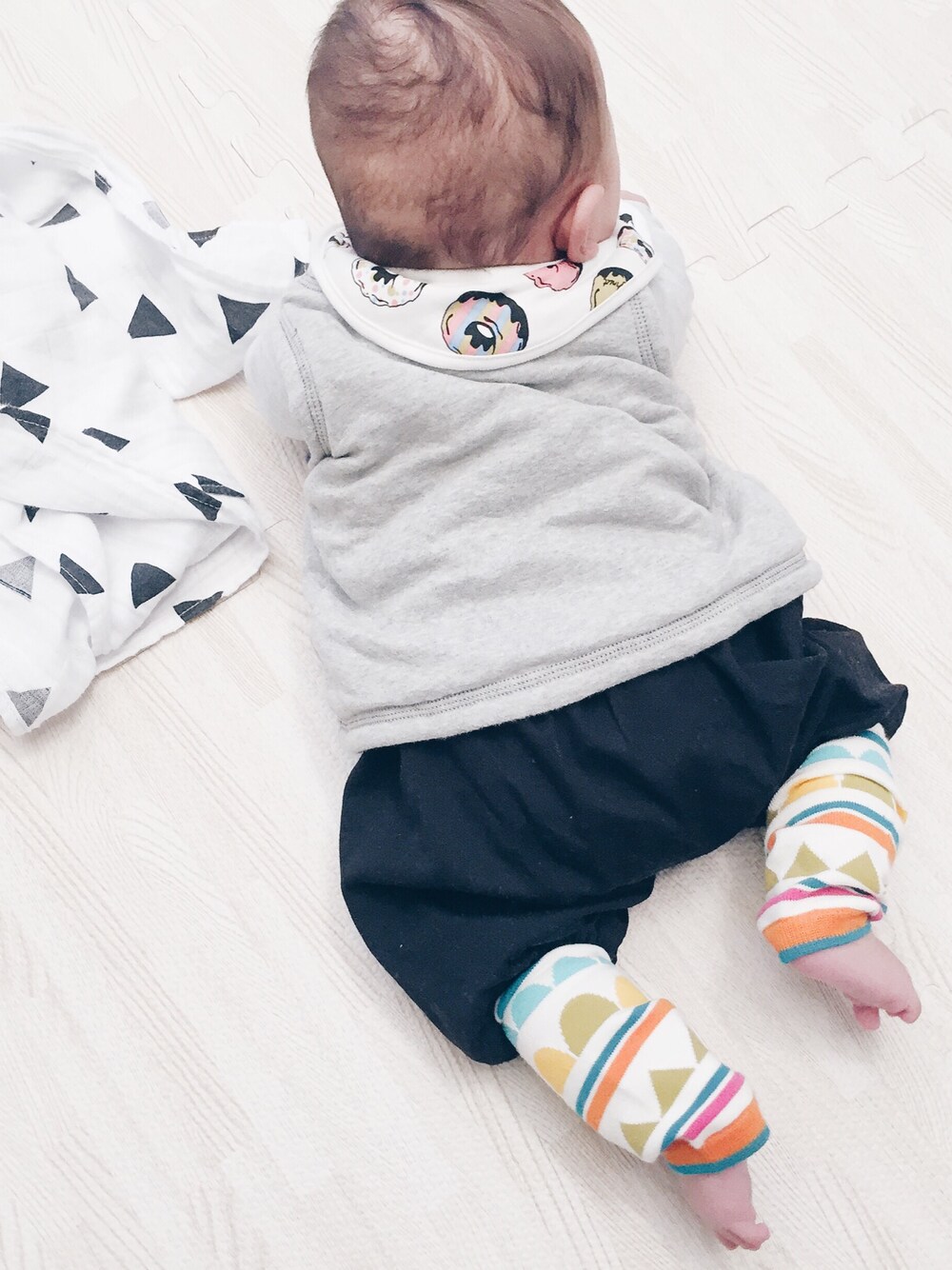 「ベビー」｜「babyGAPのアイテム（ママ＆ベビー、グレー系）」を使った、ひか子..*さん（キッズ・70cm）の春コーディネートの1枚目の写真