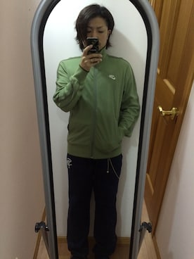 「アイテム（ウォレットチェーン）」を使った、オクシンさん（メンズ・170cm）の秋コーディネート