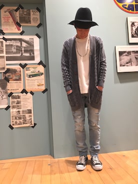 「BAYFLOW（ベイフロー）の《三浦理志さん着用アイテム！》BAYFLOW／コットンフェイドロングカーディガン（カーディガン/ボレロ、ブルー系）」を使った、おおもりさん（メンズ・169cm）の春コーディネート