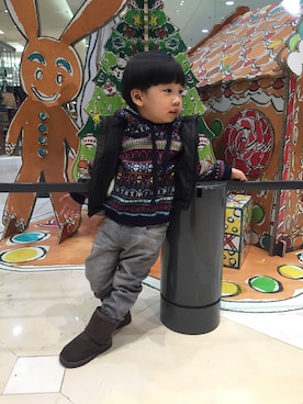 「アイテム（ダウンベスト、ブラウン系）」を使った、Oscarさん（キッズ・90cm）の春コーディネート