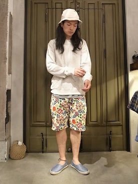 「GENERIC SURPLUS（ジェネリックサープラス）のアイテム（スニーカー）」を使った、SEAMOさん（メンズ・175cm）の春コーディネート