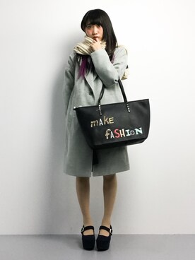 椎名成美さんの「RODE SKO LIBERATA メッセージバッグ」を使ったコーディネート