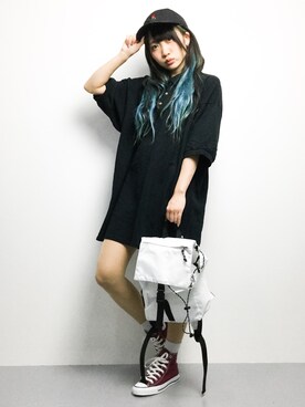 椎名成美さんの「スーパーオーバーサイズビッグシルエットポロシャツ」を使ったコーディネート