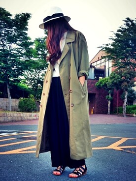 「アイテム（トレンチコート、グリーン系）」を使った、Takamiさん（レディース・162cm）の夏コーディネート