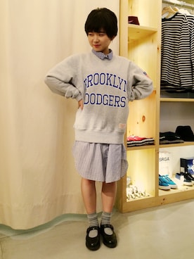 魯亞芝さんのコーディネート