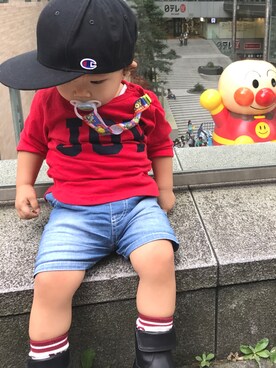 「abcd（ナシ）のアイテム（キャップ）」を使った、Mikaさん（キッズ・90cm）の秋コーディネート