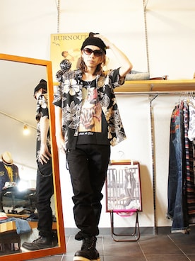 「PROJECT SR'ES（プロジェクトエスアールエス）のアイテム」を使った、MOREGAUCHE2KAZUYAさん（メンズ・169cm）の春コーディネート