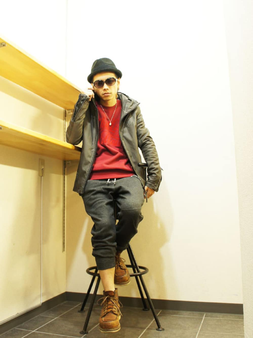 「ストリート、かっこいい、ハット、帽子、モテ服、サングラススタイル」｜「SQUAIRのSQUARE(スクエア) WASHED LEATHER JKT（その他アウター、ブラック系）」を使った、MOREGAUCHE2KAZUYAさん（メンズ・169cm）の秋コーディネートの1枚目の写真