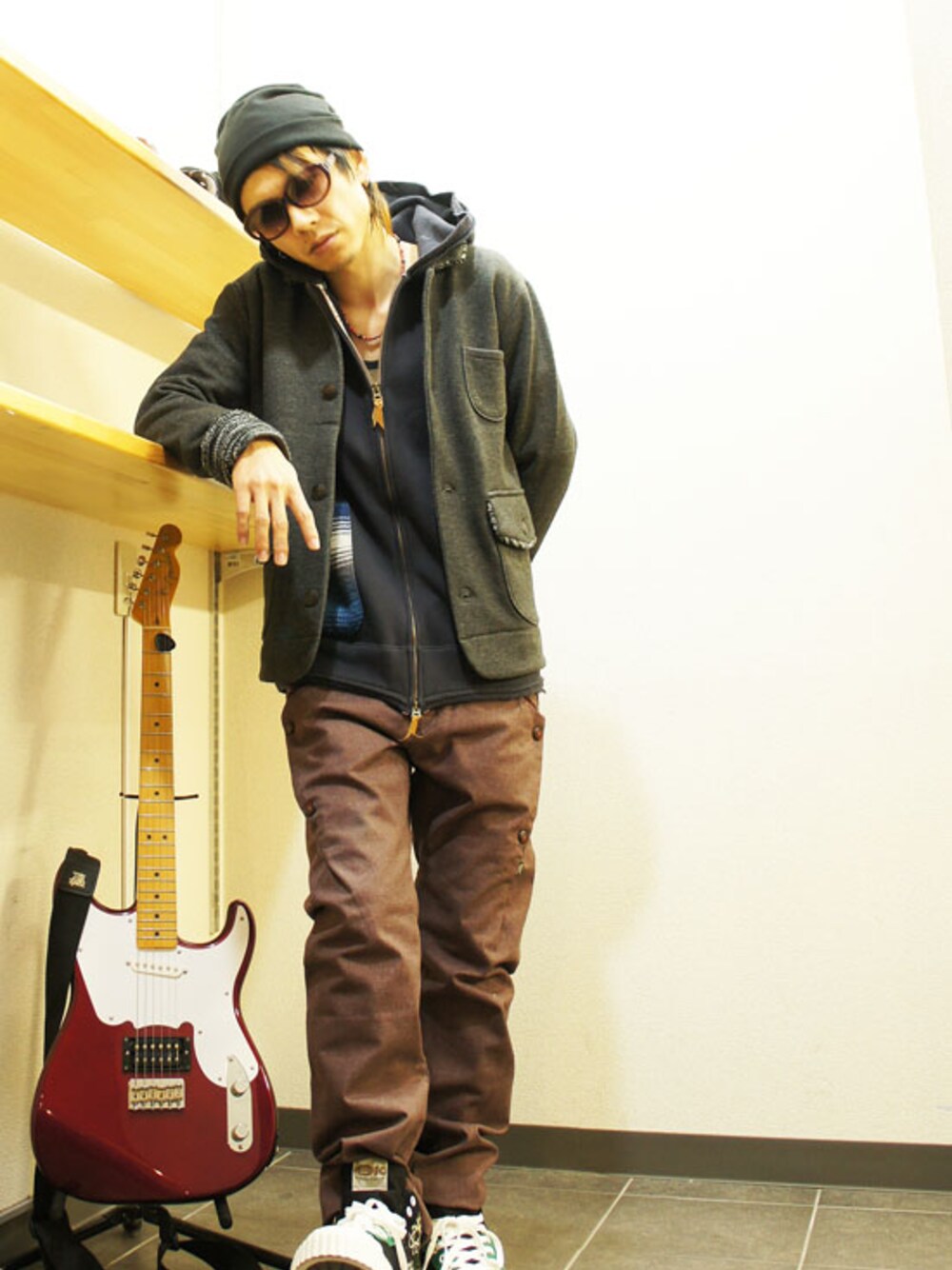 「Aライン、Aラインシルエット、カジュアルコーデ、ストリートMIX、Burnout、UBIQ、quolt 」｜「quoltの【quolt(クオルト)】 PIL-KNIT JKT（その他アウター、グレー系）」を使った、MOREGAUCHE2KAZUYAさん（メンズ・169cm）の冬コーディネートの1枚目の写真