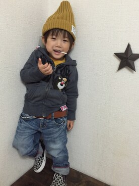 「アイテム（ラッピングキット、レッド系）」を使った、JINさん（キッズ・80cm）の秋コーディネート