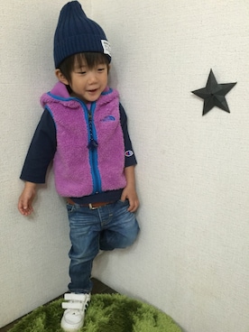 「アイテム（ラッピングキット、レッド系）」を使った、JINさん（キッズ・80cm）の秋コーディネート