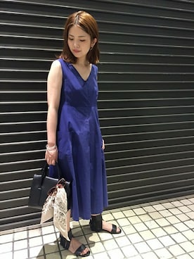 「Noble（ノーブル）のアイテム（ストール/ショール）」を使った、yuriさん（レディース・156cm）の夏コーディネート