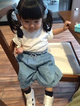 「アイテム（ヘアアクセサリー、ブルー系）」を使った、soraさん（キッズ・70cm）の秋コーディネート