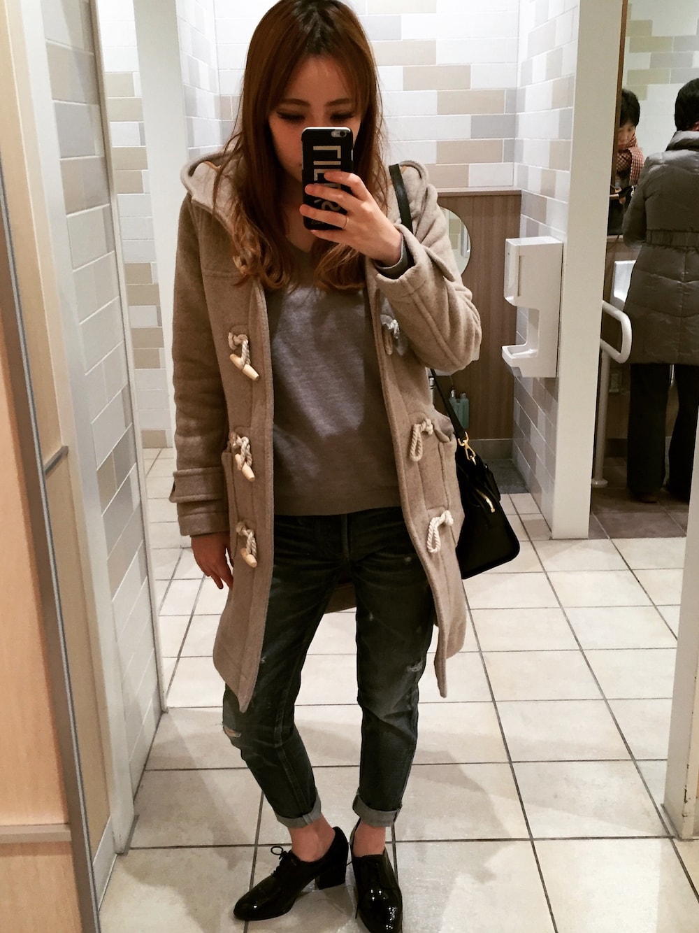 「TODAYFUL、moussy、マーキュリーデュオ(MERCURYDUO)、RANDA、ダッフルコート」｜「TODAYFULのダッフルコート（ダッフルコート、ベージュ系）」を使った、sakoda.yさん（レディース・164cm）の冬コーディネートの1枚目の写真