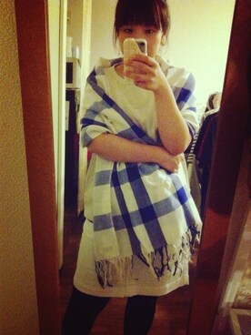 「m's braque（エムズブラック）のストール（ストール/ショール、ブルー系）」を使った、memeさん（レディース・157cm）の春コーディネート