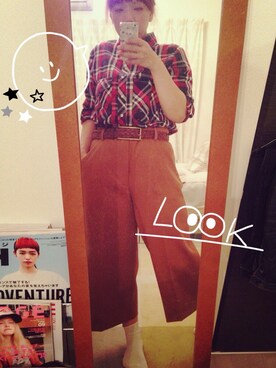 「ZARA（ザラ）のアイテム（その他パンツ、ベージュ系）」を使った、memeさん（レディース・157cm）の秋コーディネート