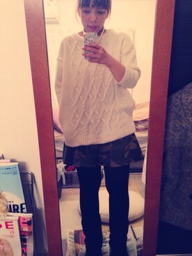 「ADAM ET ROPE'（アダムエロペ）のアイテム（ニット/セーター、ホワイト系）」を使った、memeさん（レディース・157cm）の冬コーディネート