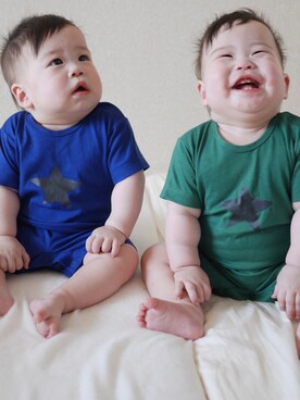 「アイテム（ママ＆ベビー、グリーン系）」を使った、ikumanokotoさん（キッズ・70cm）の春コーディネート