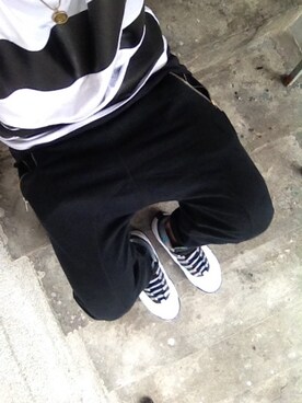 Dennis LOさんのコーディネート