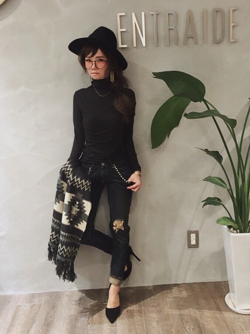 SHIORI HIRAI◡̈さんのコーディネート