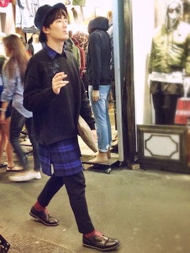 「PULL&BEAR（プルアンドベア）のアイテム（メッセンジャーバッグ）」を使った、由藤輝さん（メンズ・176cm）の秋コーディネート