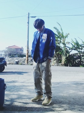 「MLB（メジャーリーグベースボール）のアイテム（ナイロンジャケット）」を使った、WaiHuangさん（メンズ・170cm）の冬コーディネート