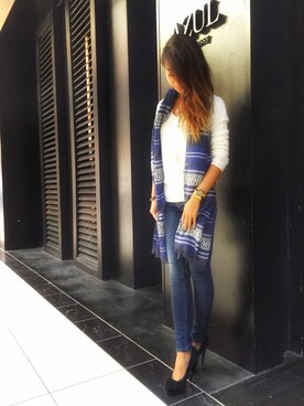 「アイテム（ストール/ショール）」を使った、YUIMOさん（レディース・164cm）の秋コーディネート