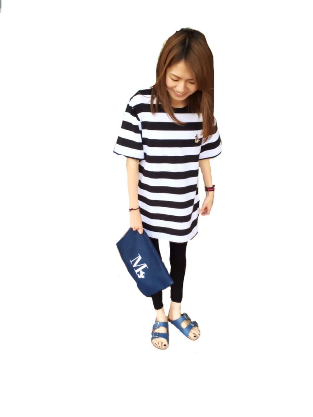 「UT、UNIQLO、ミッキー、ボーダー、サンダル、GU、楽チンコーデ、休日スタイル、Daniel Wellington」｜「UNIQLOのアイテム（Tシャツ/カットソー、ブラック系）」を使った、みさんさん（レディース・154cm）の春コーディネートの1枚目の写真