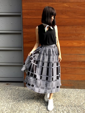 「DAWNのアイテム」を使った、Joy Tsaiさん（レディース・166cm）の夏コーディネート