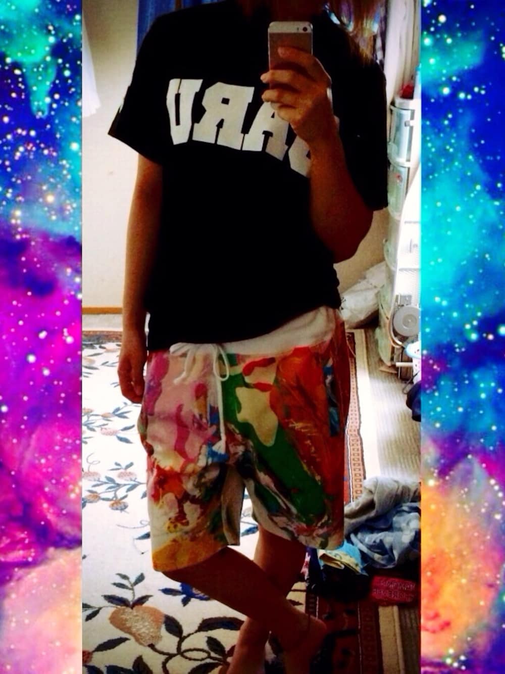 「SANTASTIC!のアイテム（Tシャツ/カットソー、ブラック系）」を使った、assaさん（レディース・162cm）の夏コーディネートの1枚目の写真
