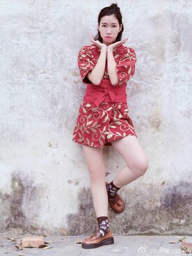 「アイテム（つなぎ/オールインワン、レッド系）」を使った、-症さん（レディース・170cm）の冬コーディネート